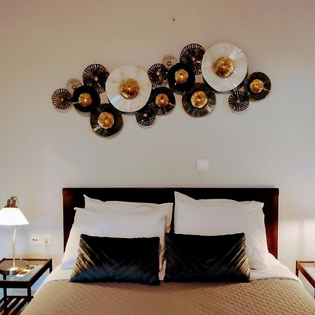 Silver Moon Kini ภายนอก รูปภาพ
